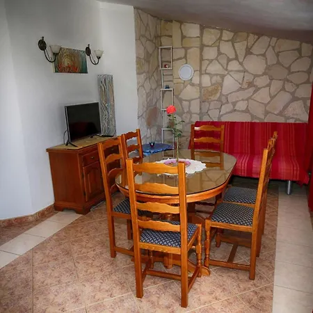 App Coki 5- By Interhome Apartamento Funtana
