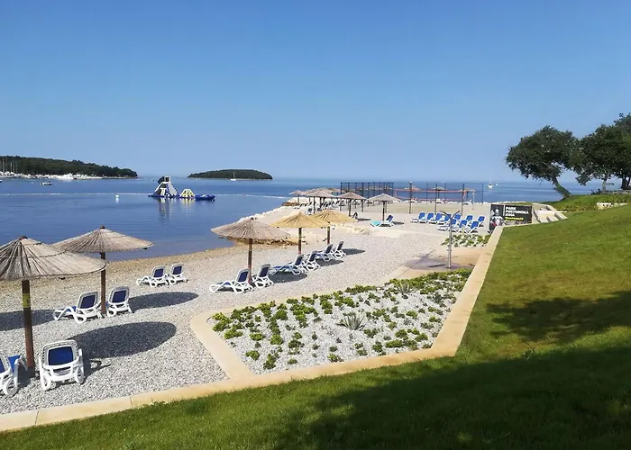 App 5- By Interhome * Funtana